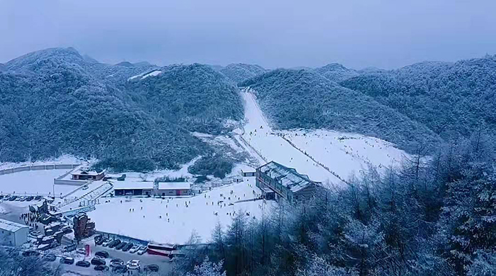 滑雪22奉节2.jpg 滑雪22奉节2.jpg